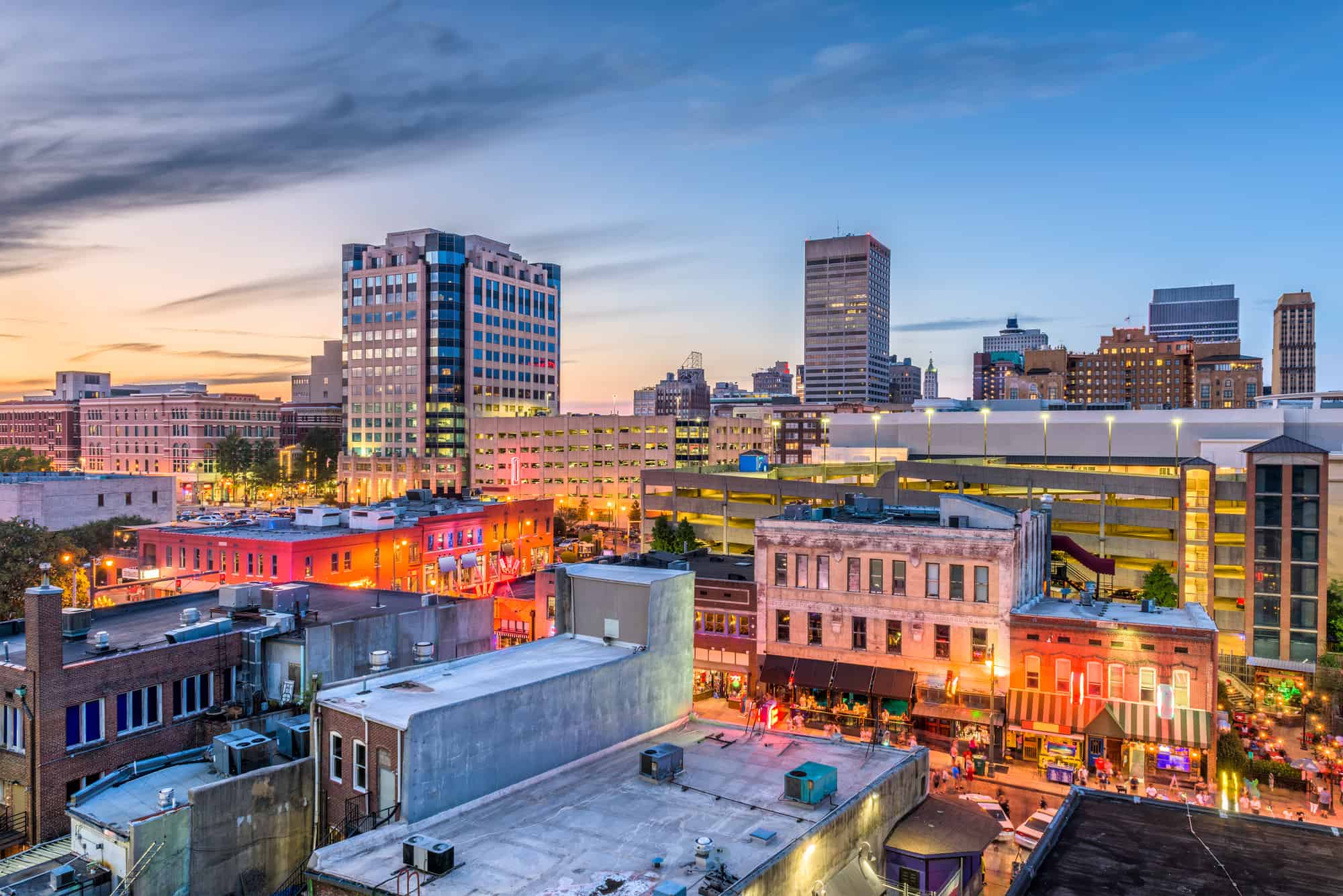 Memphis, Tennessee, USA downtown skyline.